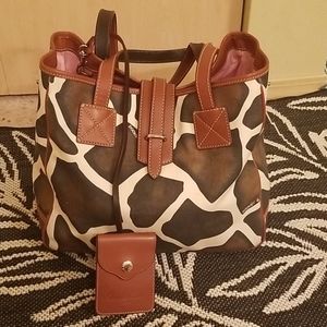 Dooney & Bourke
